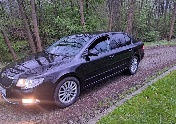 śląskie Skoda Superb cena 27500 przebieg: 221000, rok produkcji 2010 z Rybnik